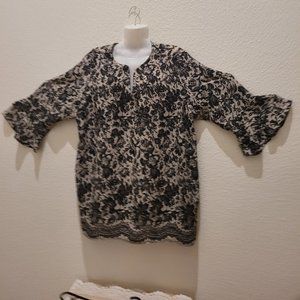 A Violet & Claire long sleeve tunic